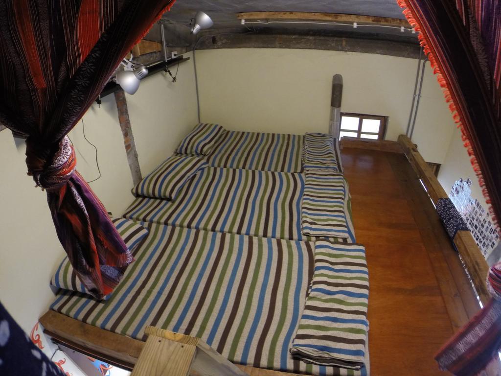 2F Hostel T'ai-tung Zimmer foto