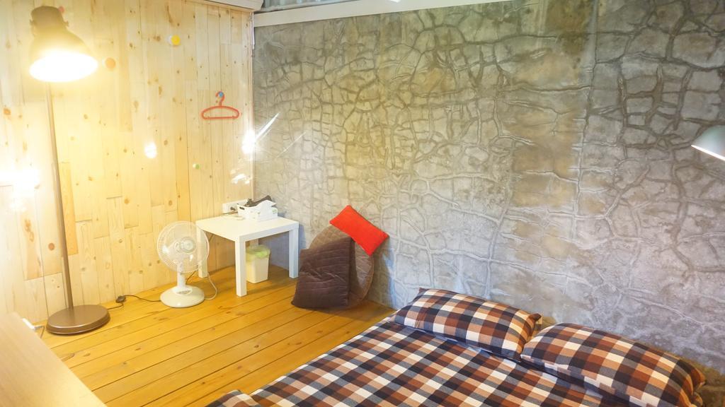 2F Hostel T'ai-tung Zimmer foto