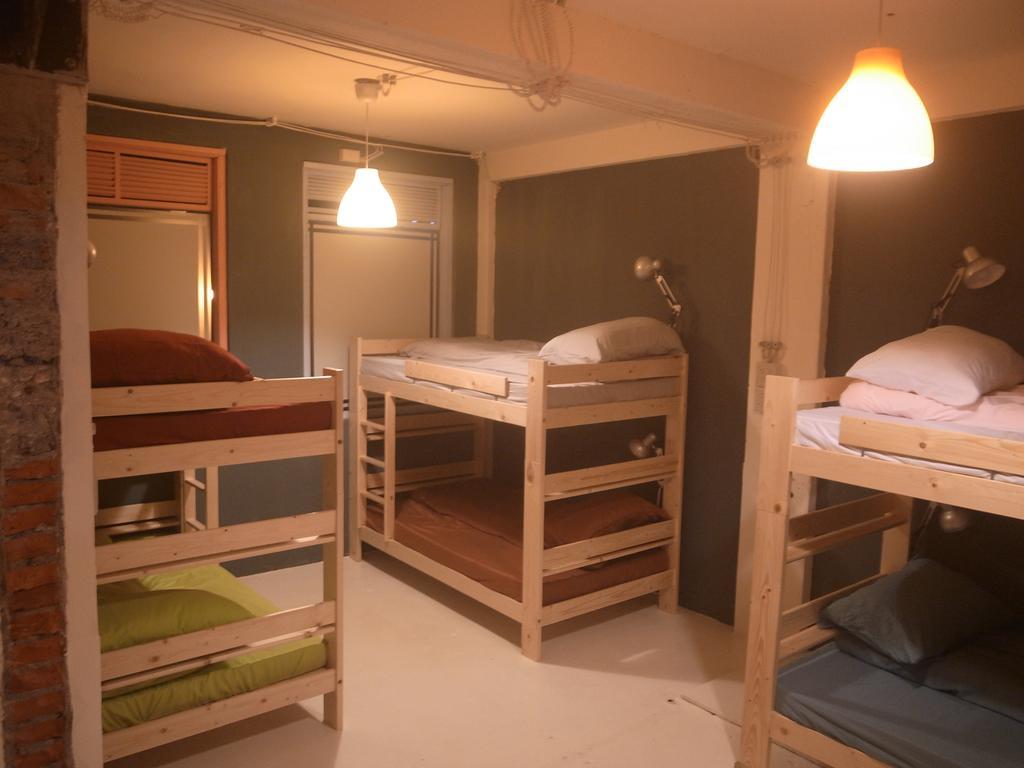 2F Hostel T'ai-tung Zimmer foto