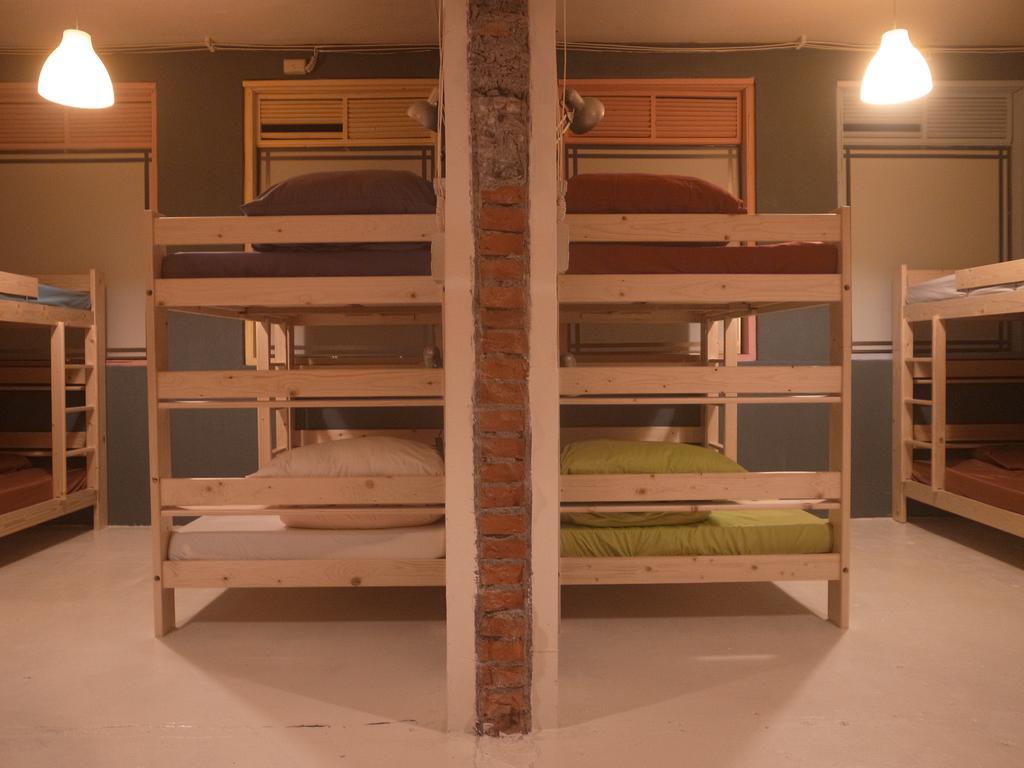 2F Hostel T'ai-tung Zimmer foto